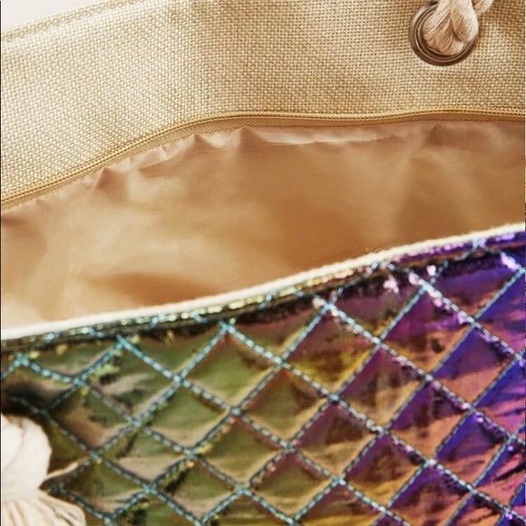 NEW Boutique! Mermaid Rainbow Quilted Large Tote - Picture 4 of 6